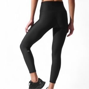 Alo Yoga High-Waist Airlift Black Leggings